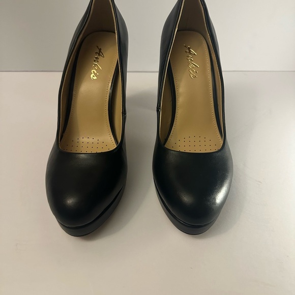 Aldo Black Classic Heels for Formal Wear - Picture 1 of 4